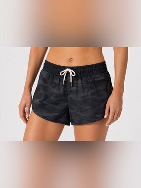 Vuori Clementine Shorts Women’s Camo Black Gray Athletic - S/M - See Measurement